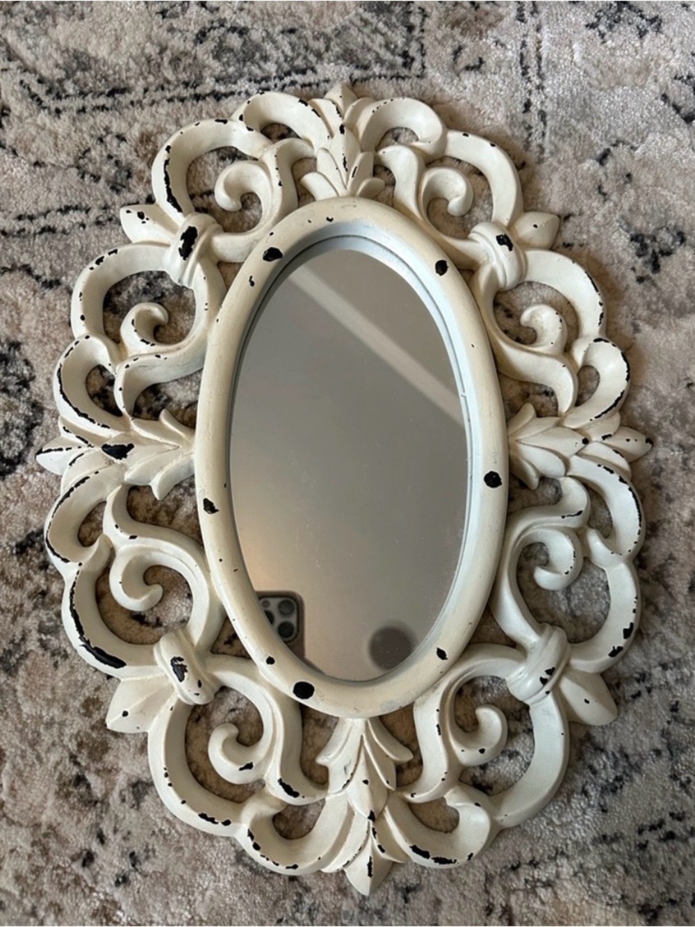 Vintage-Style Ornate Wall Mirror - White